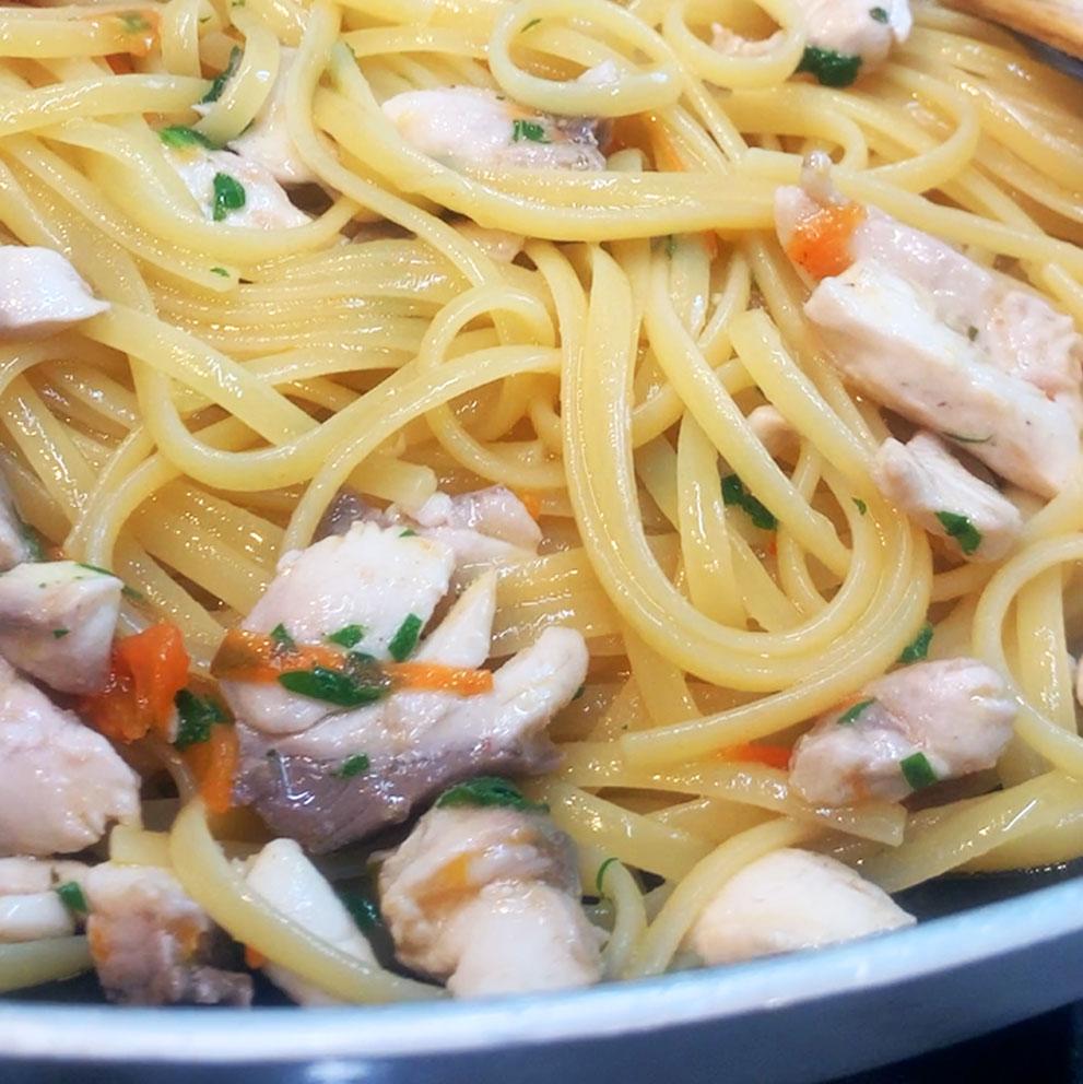 Pasta mit Bernsteinmakrele