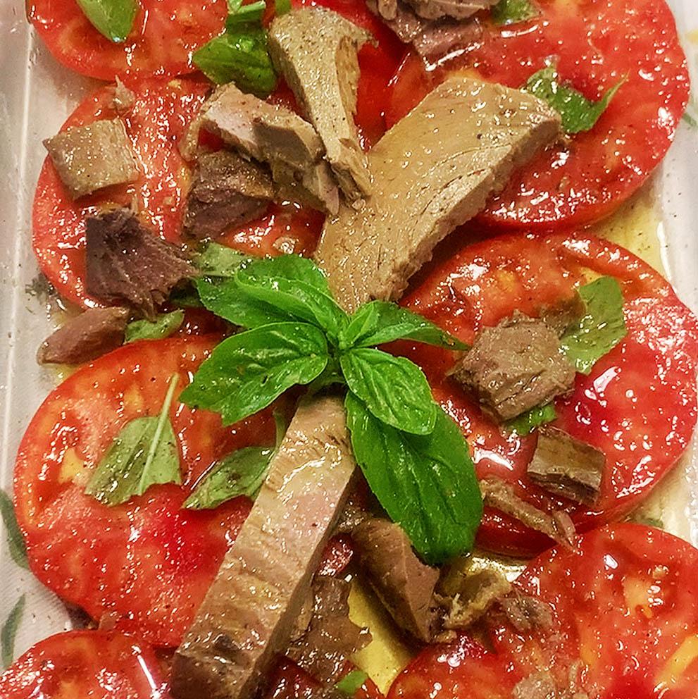 ventresca di tonno e pomodoro e basilico